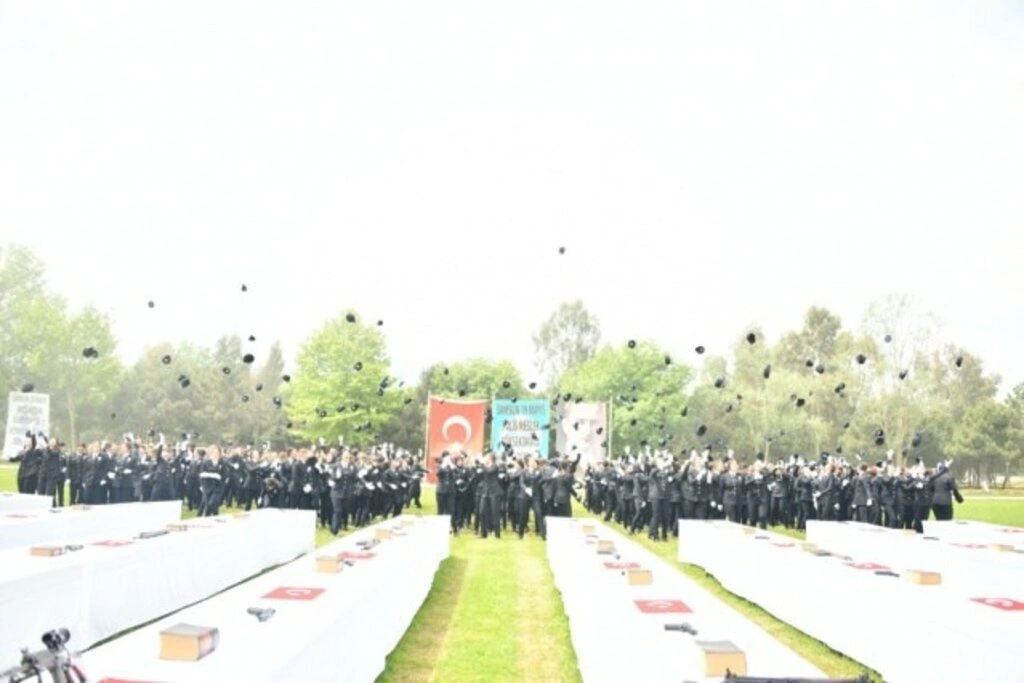 19 Mayıs Polis Meslek Yüksekokulu 17. Dönem'de 343 Genç Polis Mezun Etti - Resim 20