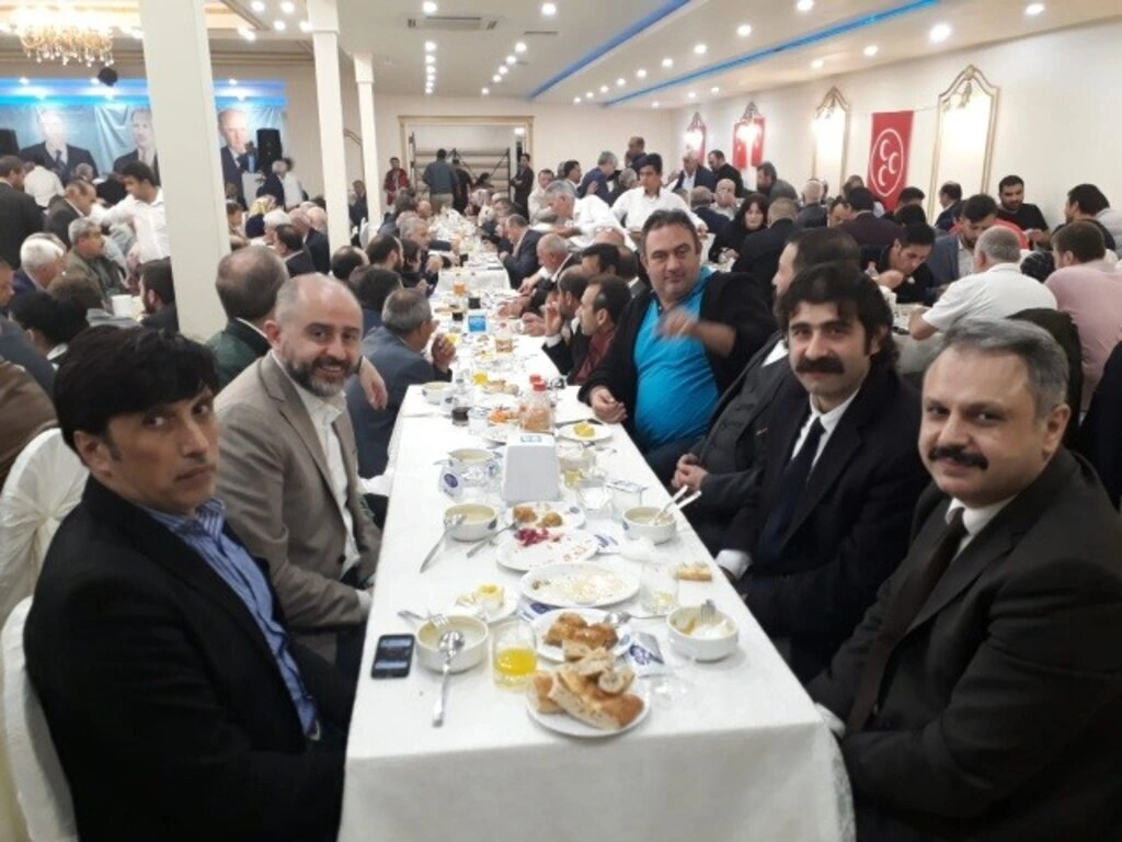 MHP Samsun İl Başkanlığı İftar Programı Fotoğrafları - Resim 17