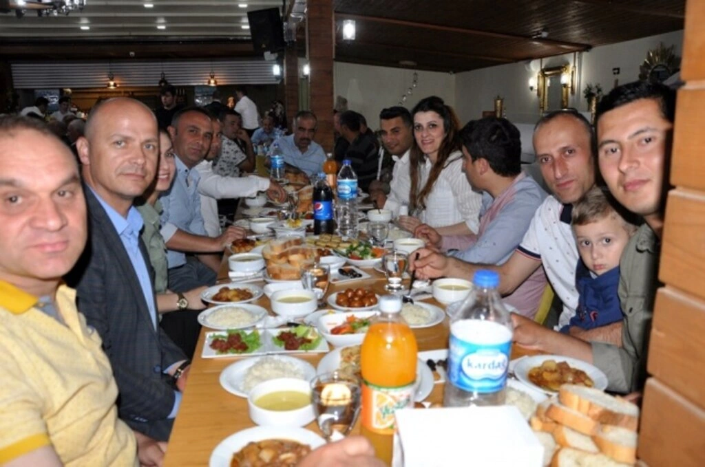 Terme belediye personeli iftarda buluştu - Resim 8