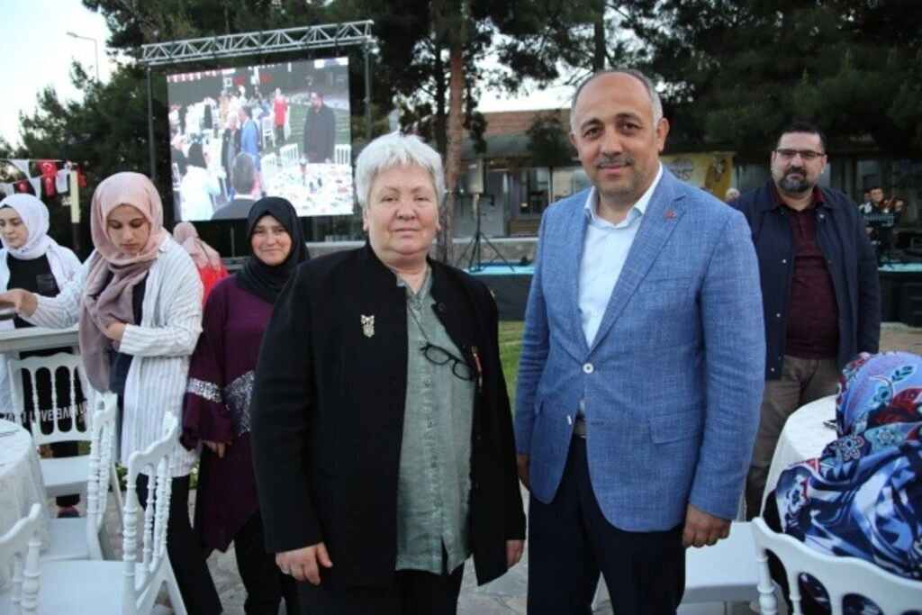 Kredi Yurtlar Kurumu Genel Müdürlüğü İftar Saati - Resim 7