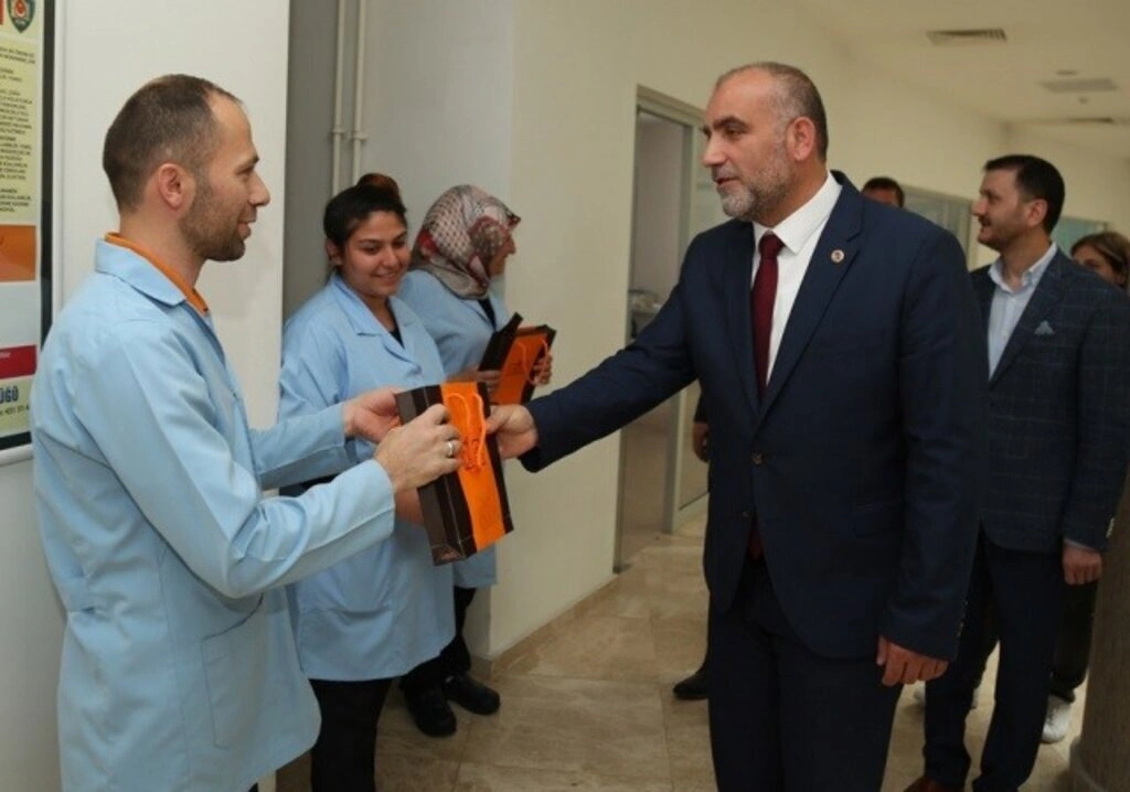 Canik’te Bayramlaşma Coşkusu Başladı - Resim 2