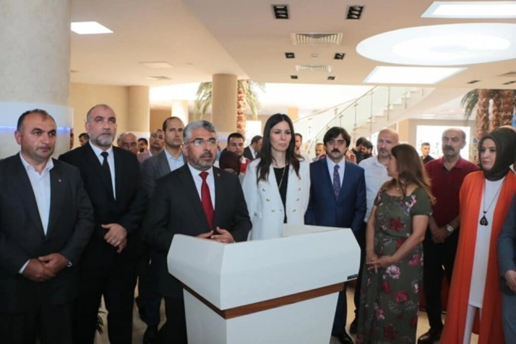 AK PARTİ SAMSUN BAYRAM'DA HERKESLE KUCAKLAŞTI - Resim 10