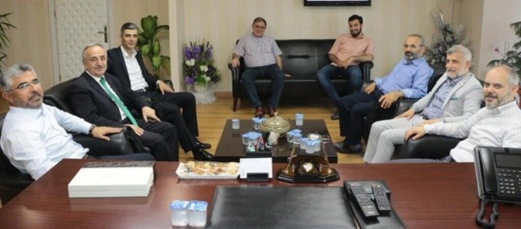 AK PARTİ SAMSUN BAYRAM'DA HERKESLE KUCAKLAŞTI - Resim 22