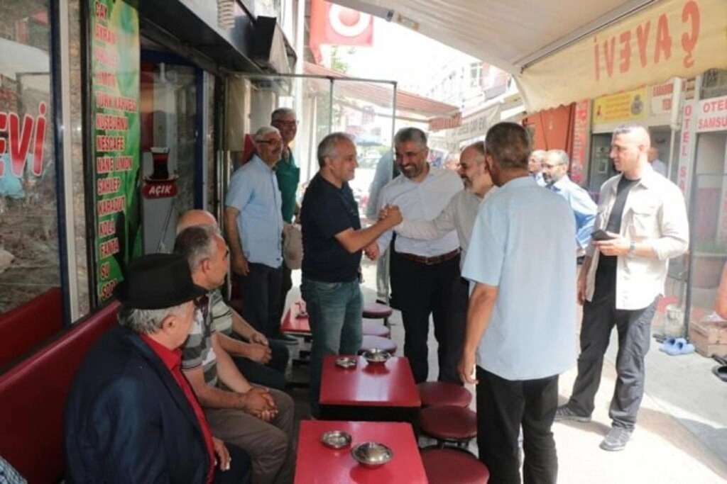 AK PARTİ SAMSUN BAYRAM'DA HERKESLE KUCAKLAŞTI - Resim 37