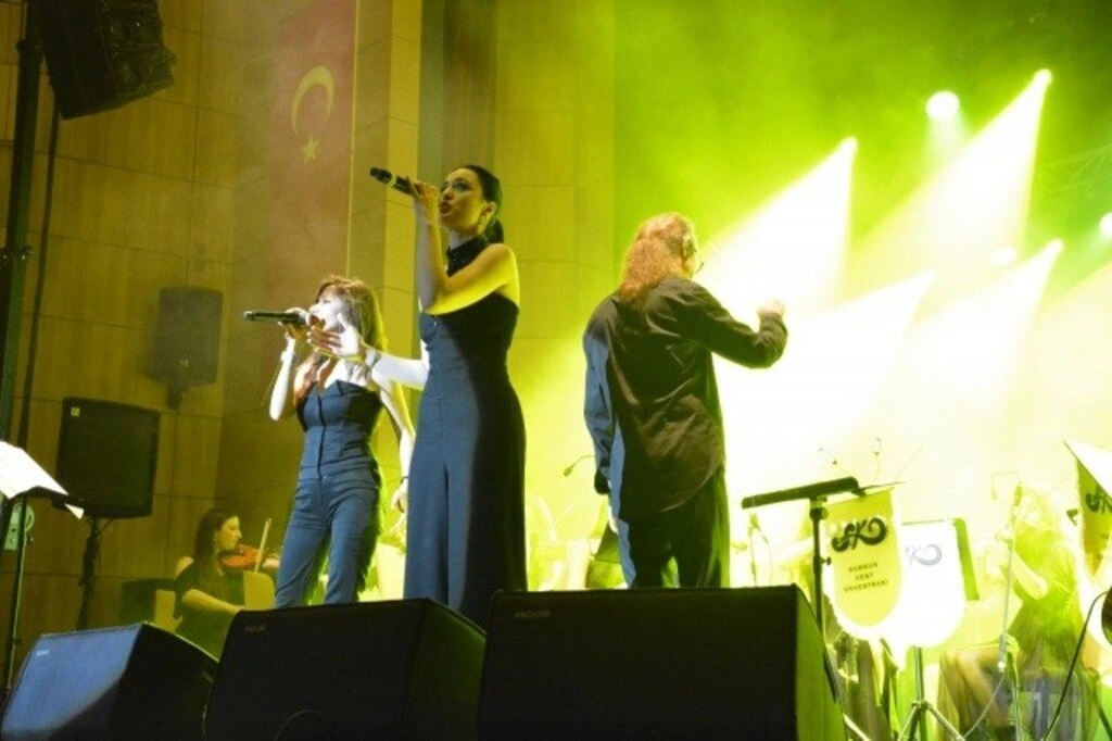 Samsun Kent Orkestrası'ndan muhteşem konser - Resim 12