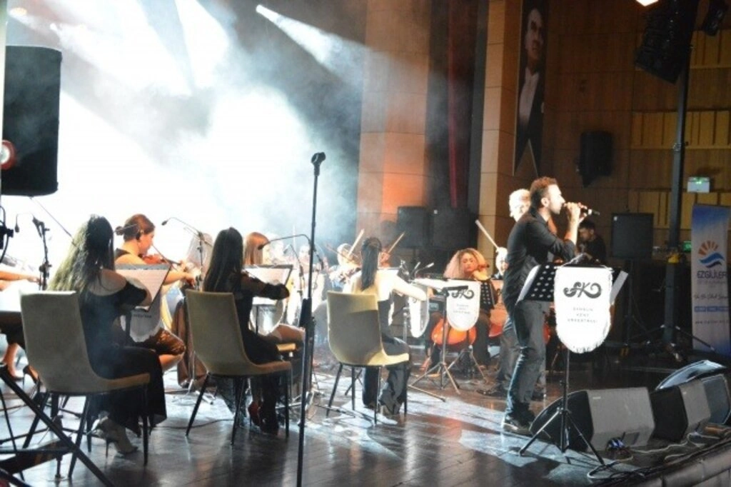 Samsun Kent Orkestrası'ndan muhteşem konser - Resim 14