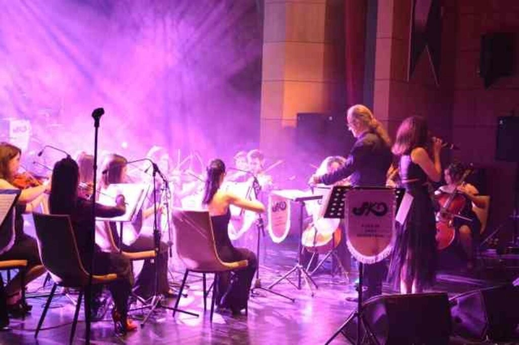 Samsun Kent Orkestrası'ndan muhteşem konser - Resim 23