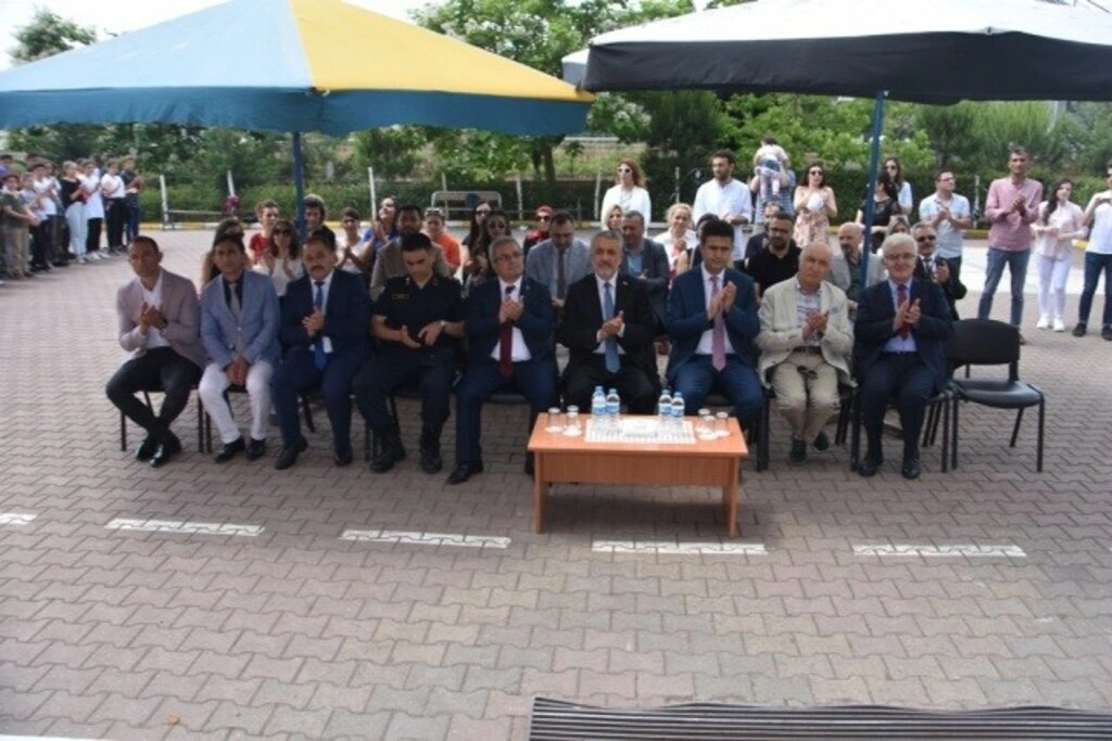 Çarşamba MYO’dan Gelecek Nesillere Anlamlı Bağış - Resim 2