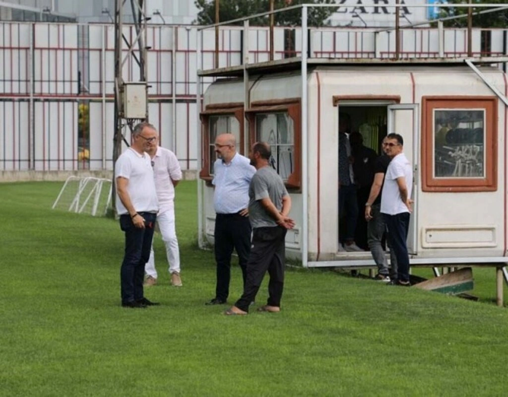 İrfan Buz Samsunspor tesislerini gezdi - Resim 1