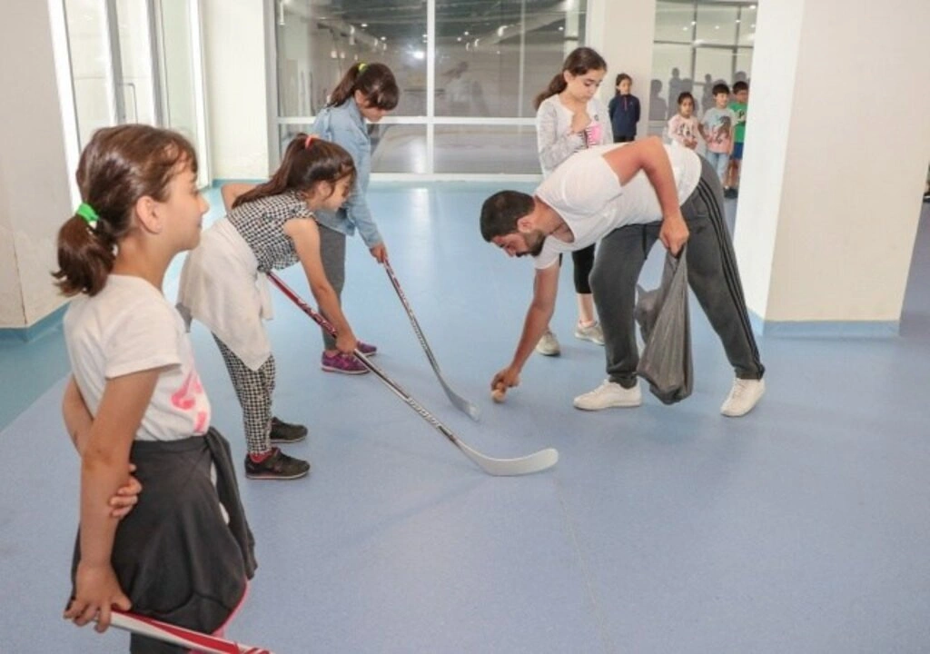 SAMSUN'DA BUZ HOKEYİ BRANŞININ ALT YAPI TEMELİ ATILDI - Resim 5
