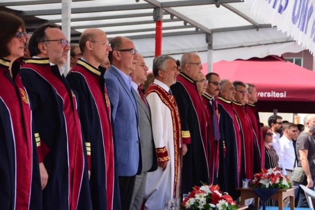 Samsun'da Dereceye Giren Öğrenciler Taçlandırıldı - Resim 7
