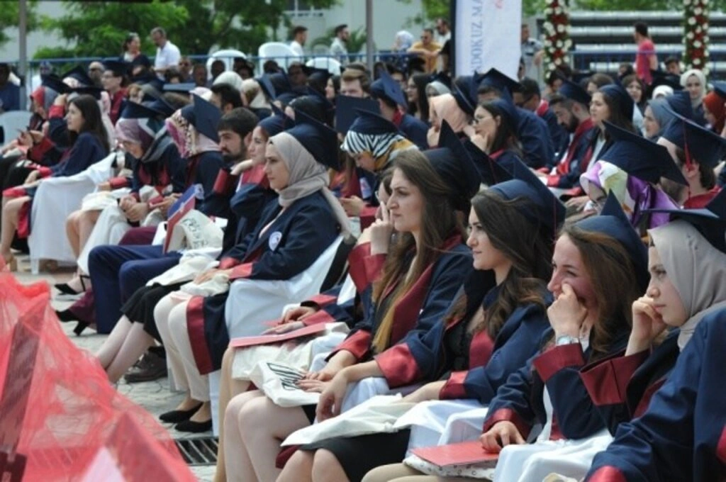 Samsun'da Dereceye Giren Öğrenciler Taçlandırıldı - Resim 8