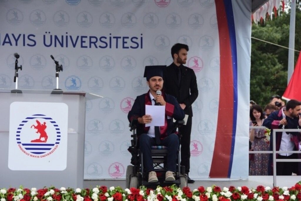Samsun Eğitim Fakültesinde Mezuniyet Sevinci - Resim 6