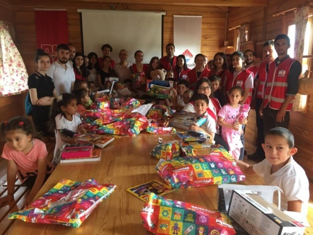 Genç Kızılay ile Bahçeşehir hayal biriktirdi! - Resim 6