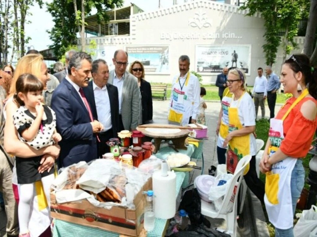 Yöresel Ot Yemekleri Festivali Samsun'da düzenlendi - Resim 1