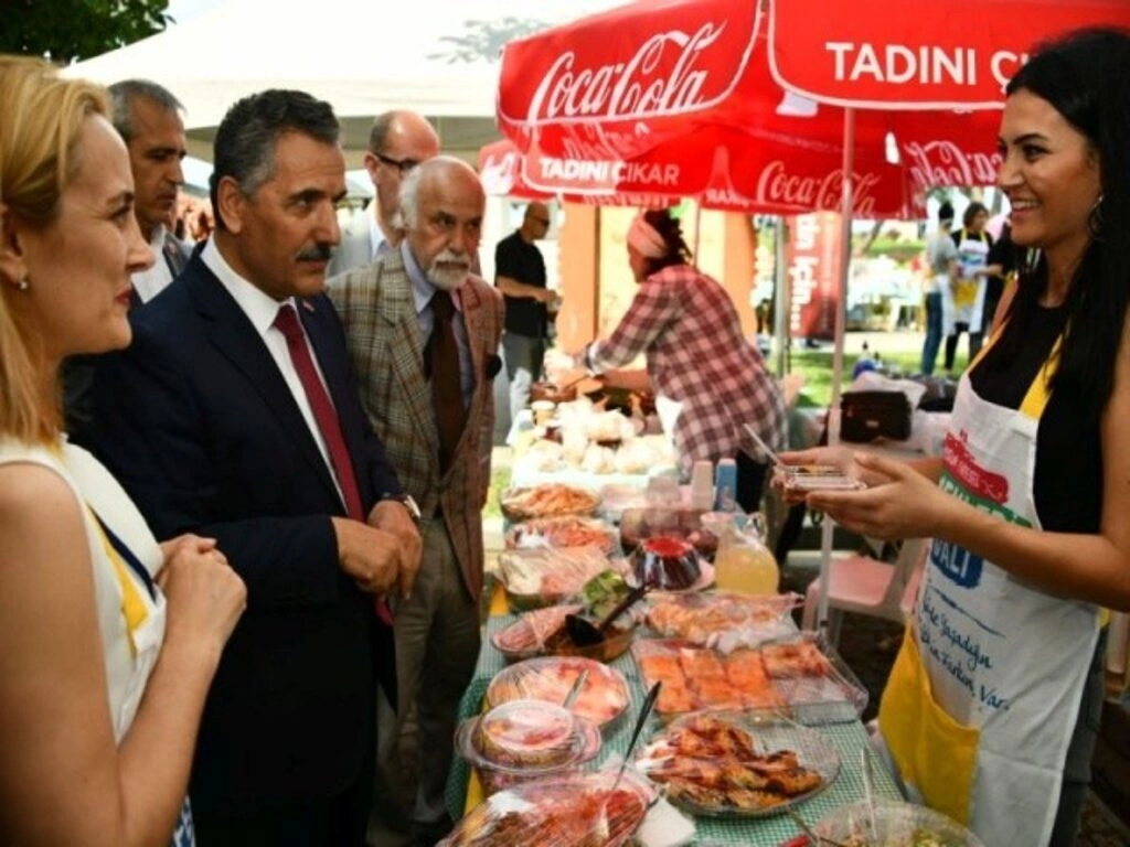 Yöresel Ot Yemekleri Festivali Samsun'da düzenlendi - Resim 6
