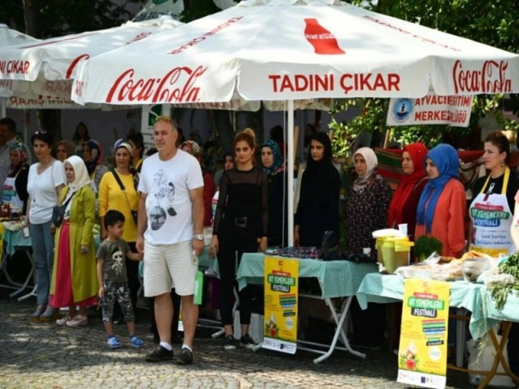 Yöresel Ot Yemekleri Festivali Samsun'da düzenlendi - Resim 13