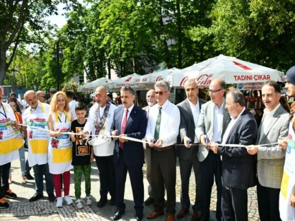Yöresel Ot Yemekleri Festivali Samsun'da düzenlendi - Resim 14
