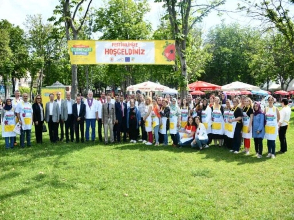 Yöresel Ot Yemekleri Festivali Samsun'da düzenlendi - Resim 15