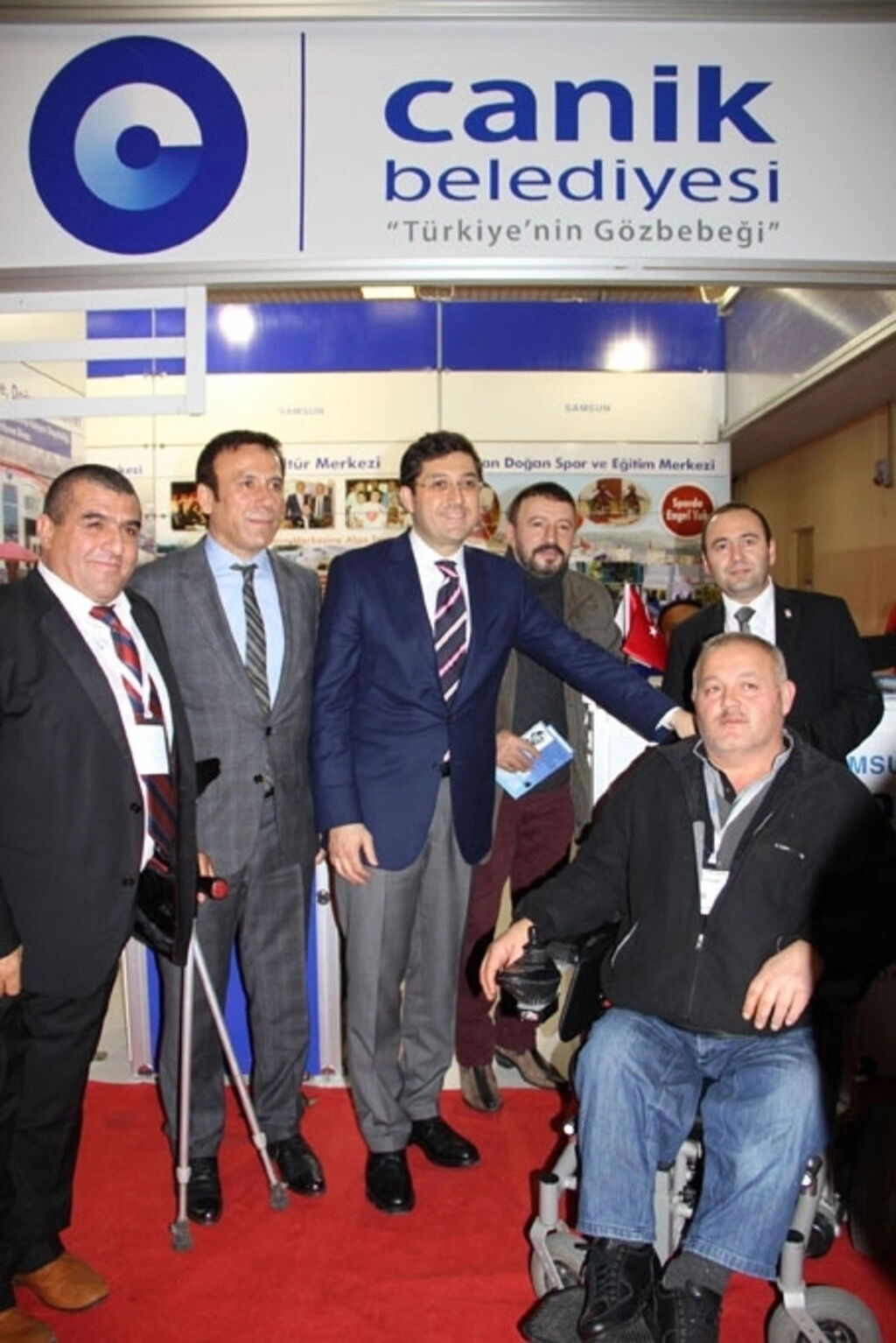 İstanbul'da düzenlenen Engelsiz Yaşam Fuarı'na Karadeniz'den katılan tek belediye olan Canik Belediyesi'nin standı büyük ilgi gördü.  - Resim 1