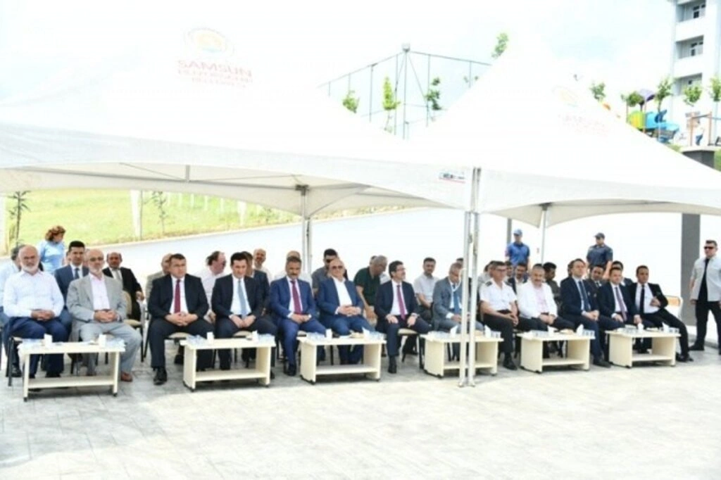 Adalet Camii Samsun Cezaevi'nin yanında ibadete açıldı - Resim 1