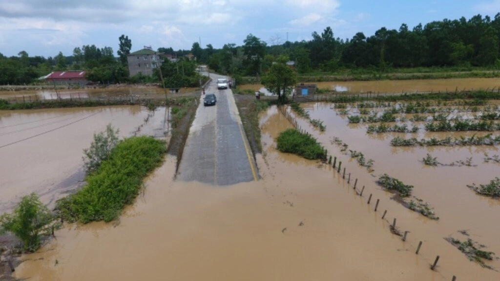 Samsun'da sel ve heyelan - Resim 7