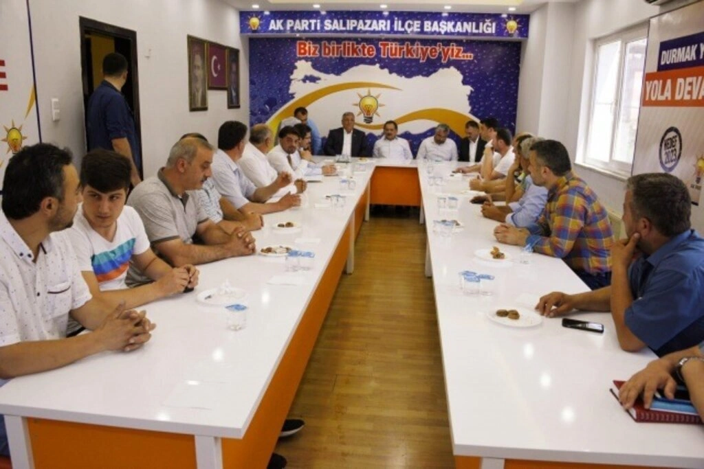Başkan Mustafa Demir, Salıpazarı'nda - Resim 4