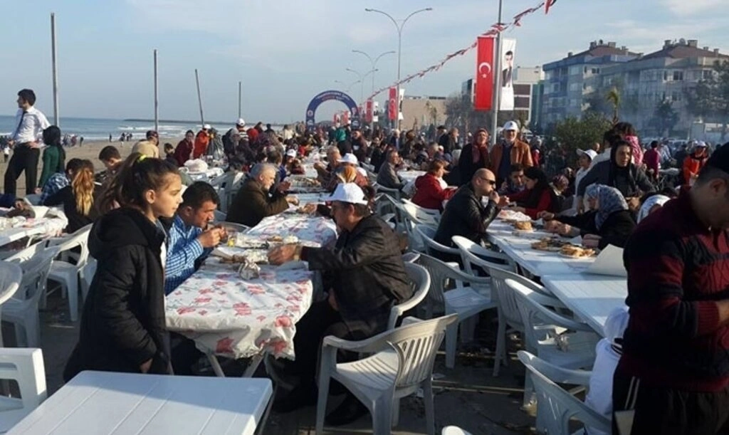 Atakum'da Hamsi festivalinde 3 ton hamsi ikram edildi - Resim 2
