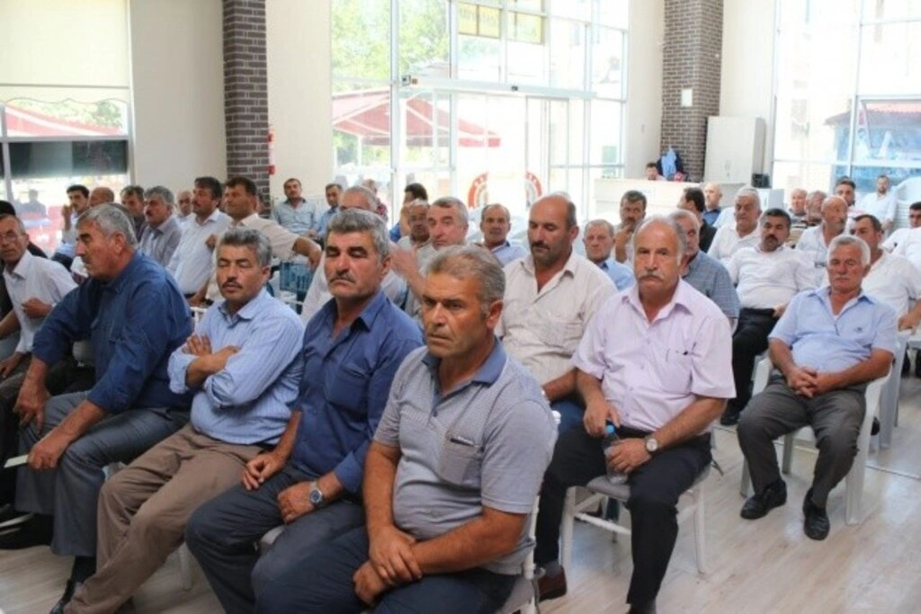 BAŞKANLAR VE MUHTARLAR ELELE GÜNDEM: BAFRA - Resim 11