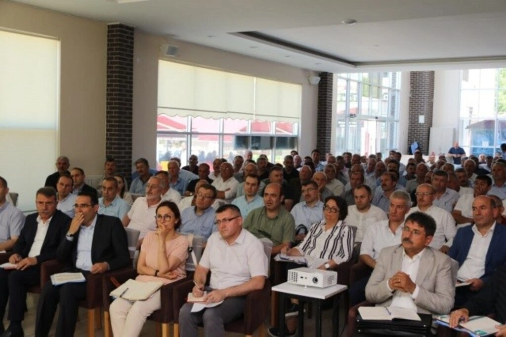 BAŞKANLAR VE MUHTARLAR ELELE GÜNDEM: BAFRA - Resim 15