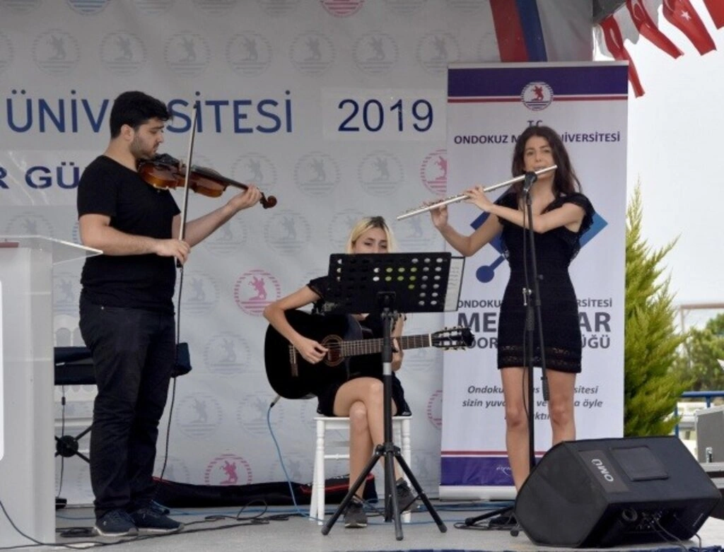 OMÜ Mezunlarıyla Buluştu - Resim 1