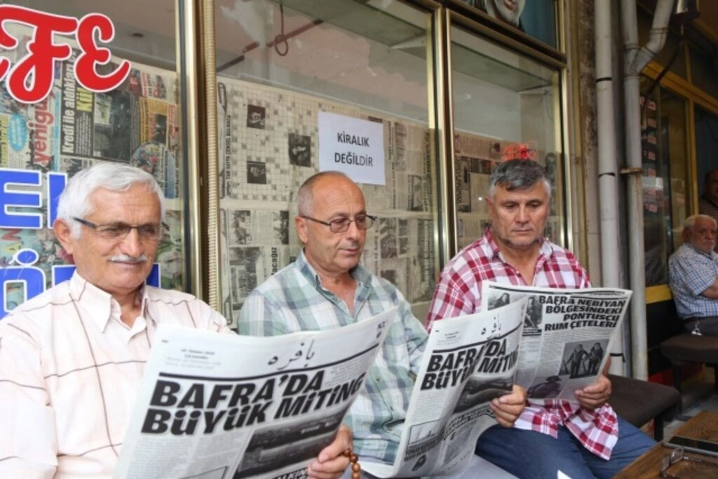 100. yıl gazetesine Bafralılardan yoğun ilgi - Resim 10