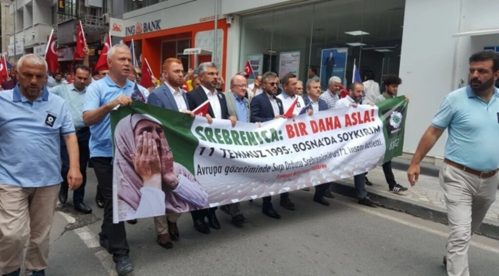 Samsun'dan Srebrenitsa soykırımına tepki yürüyüşü yapıldı - Resim 10