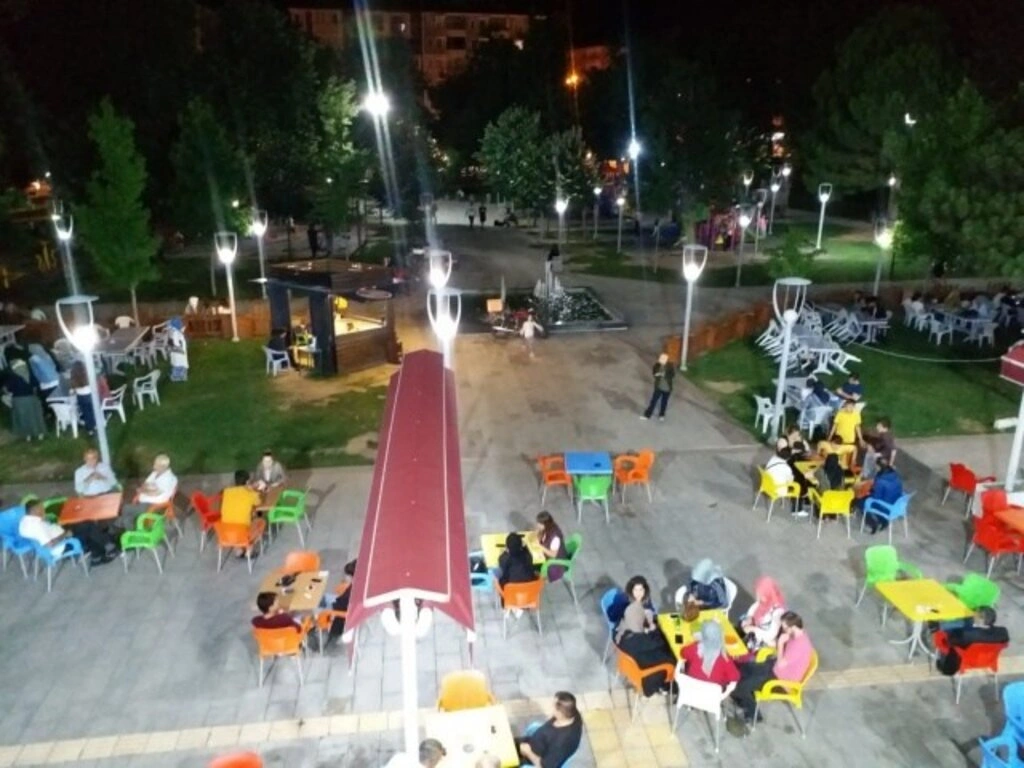 Bafralılar sosyal tesislerden memnun - Resim 2