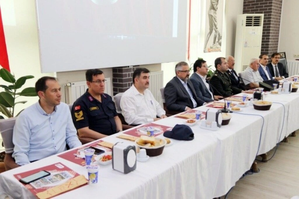 Kıbrıs Gazileri'ne Berat ve Madalyaları Tevcih edildi - Resim 5