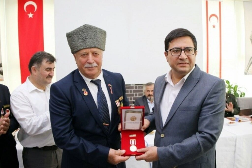 Kıbrıs Gazileri'ne Berat ve Madalyaları Tevcih edildi - Resim 12