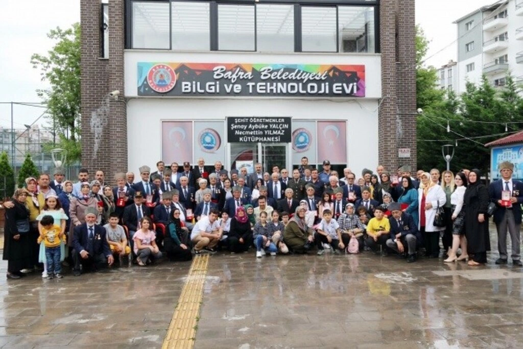 Kıbrıs Gazileri'ne Berat ve Madalyaları Tevcih edildi - Resim 19