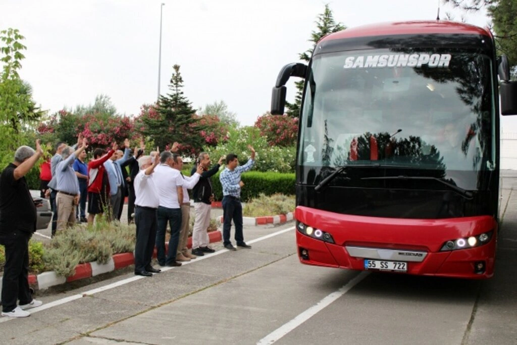 Samsunspor dualarla Bolu'ya hareket etti - Resim 9