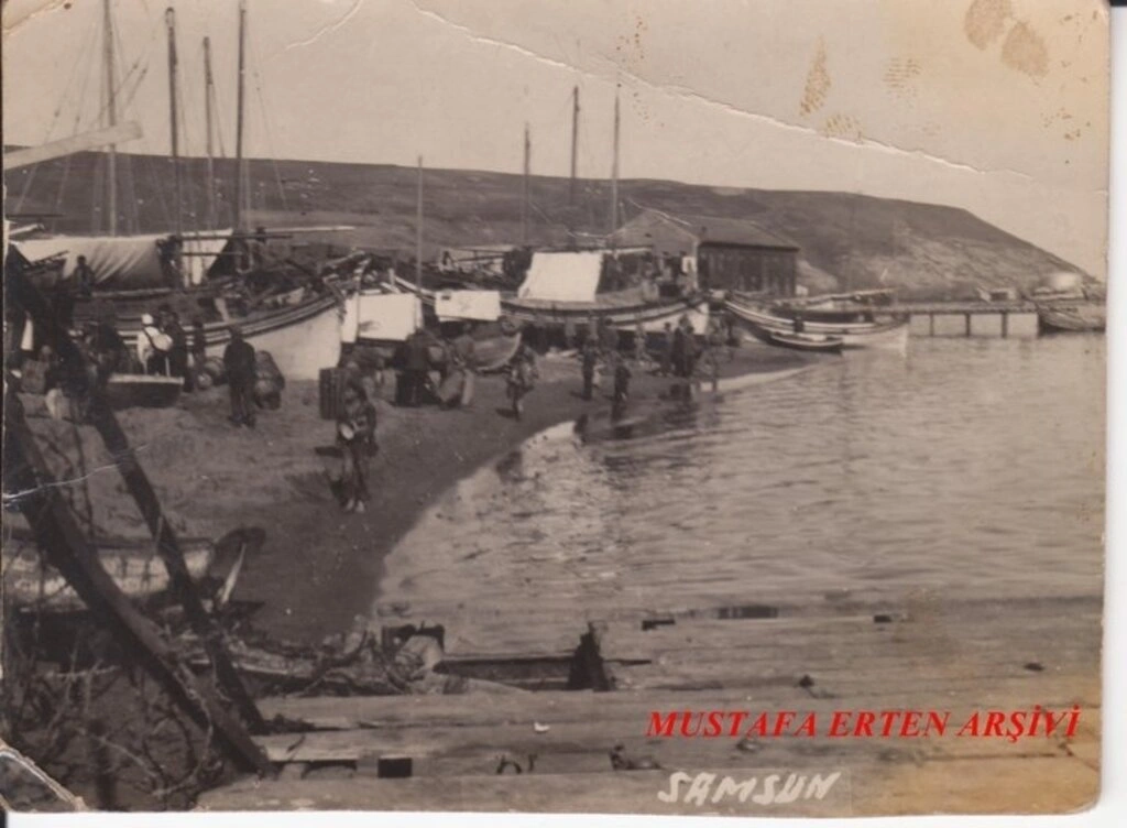 Samsun'un tarihi eski fotoğrafları - Birçok tarihi belge ve arşivlerden derlediğimiz, Samsun Limanı, Samsun Dolgu Sahası, Samsun Fuarı ve bugünlerde yıkımı - Resim 4