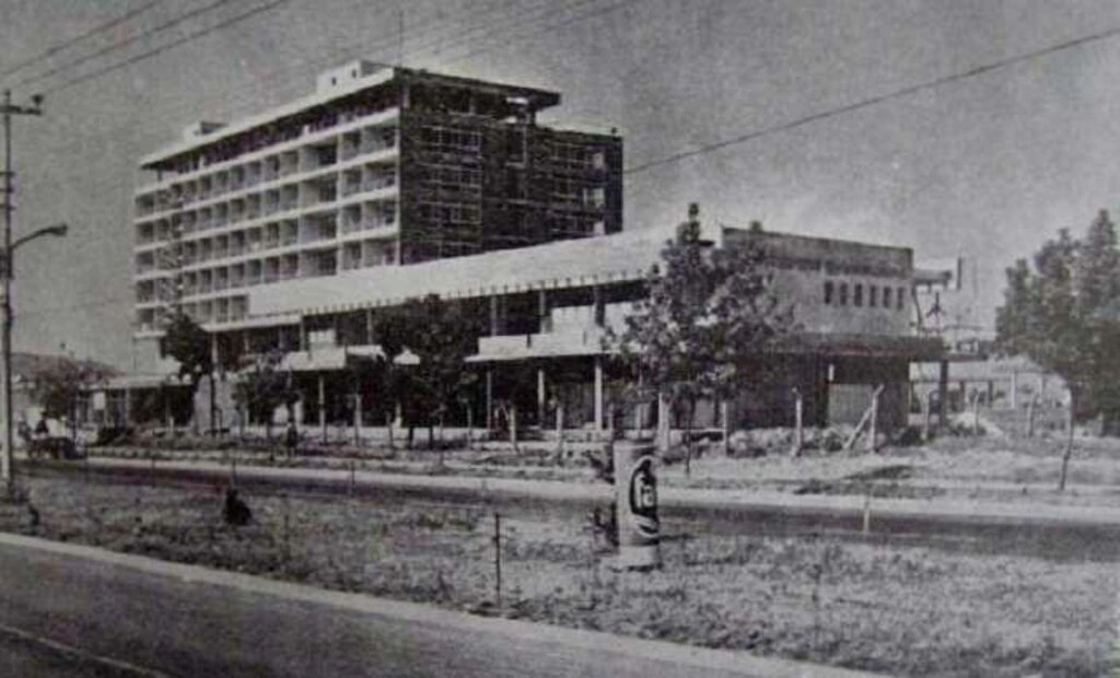 Samsun'un tarihi eski fotoğrafları - Birçok tarihi belge ve arşivlerden derlediğimiz, Samsun Limanı, Samsun Dolgu Sahası, Samsun Fuarı ve bugünlerde yıkımı - Resim 12