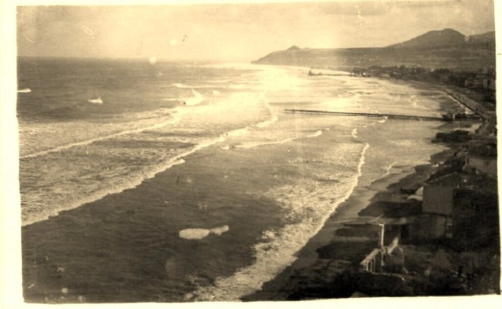 Samsun'un tarihi eski fotoğrafları - Birçok tarihi belge ve arşivlerden derlediğimiz, Samsun Limanı, Samsun Dolgu Sahası, Samsun Fuarı ve bugünlerde yıkımı - Resim 17