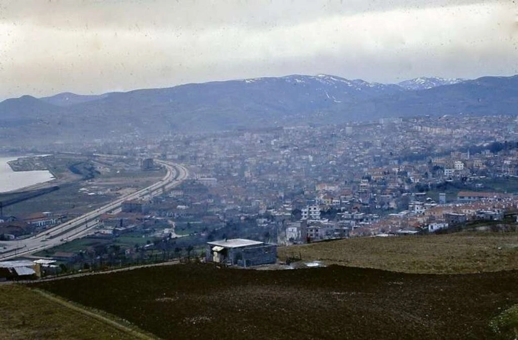 Samsun'un tarihi eski fotoğrafları - Birçok tarihi belge ve arşivlerden derlediğimiz, Samsun Limanı, Samsun Dolgu Sahası, Samsun Fuarı ve bugünlerde yıkımı - Resim 20