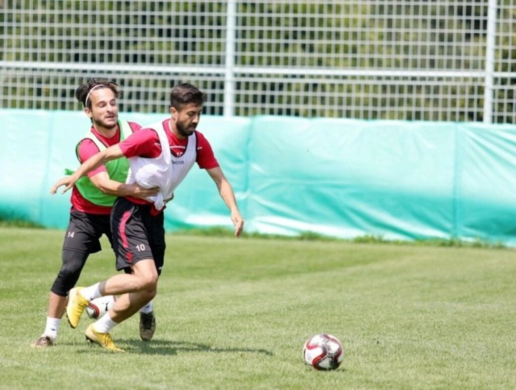 Samsunspor'un temposu ve hırsı, teknik heyetten alkış aldı - Resim 3