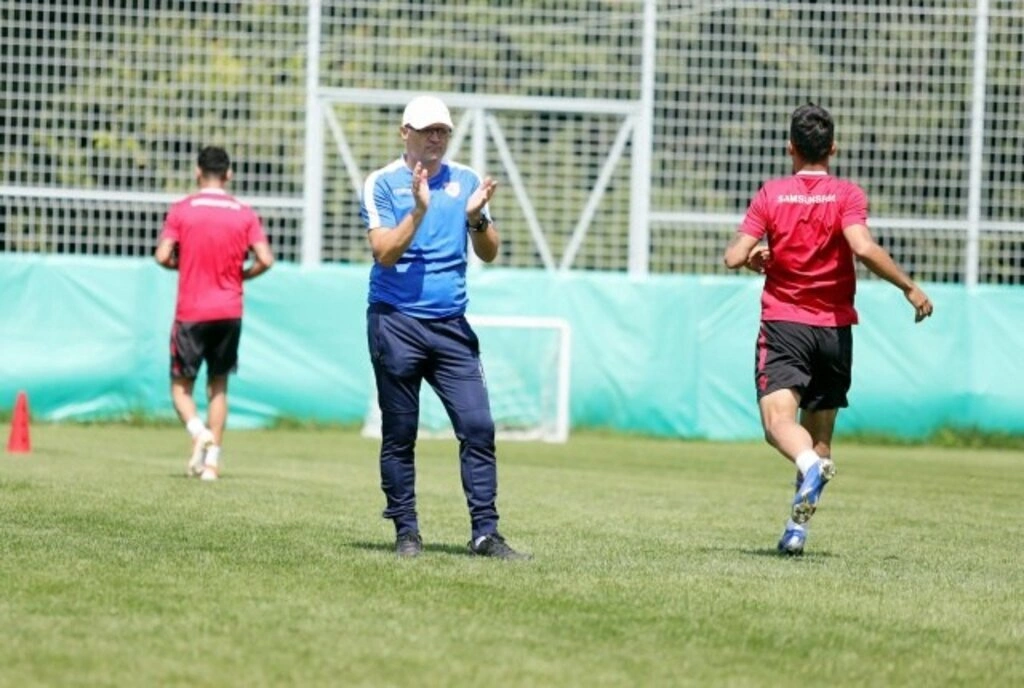 Samsunspor'un temposu ve hırsı, teknik heyetten alkış aldı - Resim 5