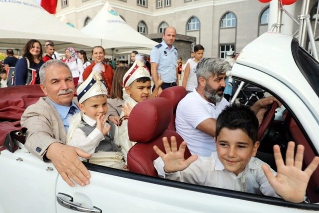 İlkadım Belediyesi Sünnet Şöleni Fotoğrafları - Resim 3