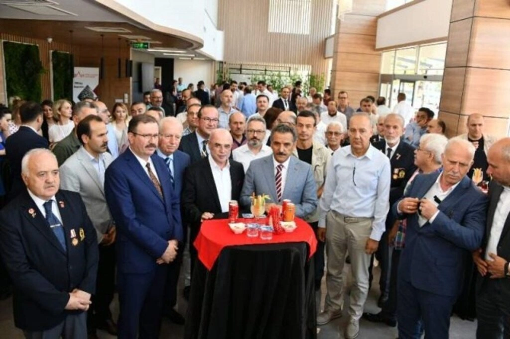 Büyük Anadolu Hastaneleri yeni hizmet binası tanıtılıyor - Resim 2