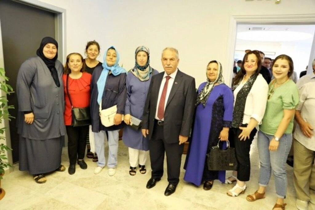 İlkadım Belediyesi'nde bayramlaşma merasimi - Resim 6