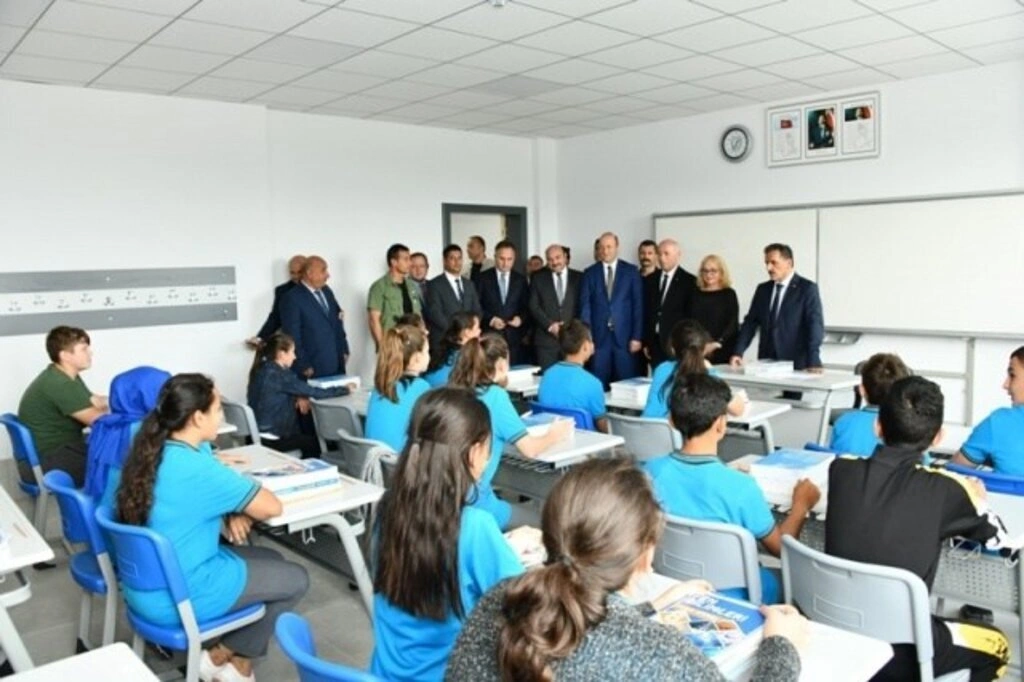 Dursun Korkmaz İlkokulu ve Ortaokulu Tekkeköy'de açıldı - Resim 6