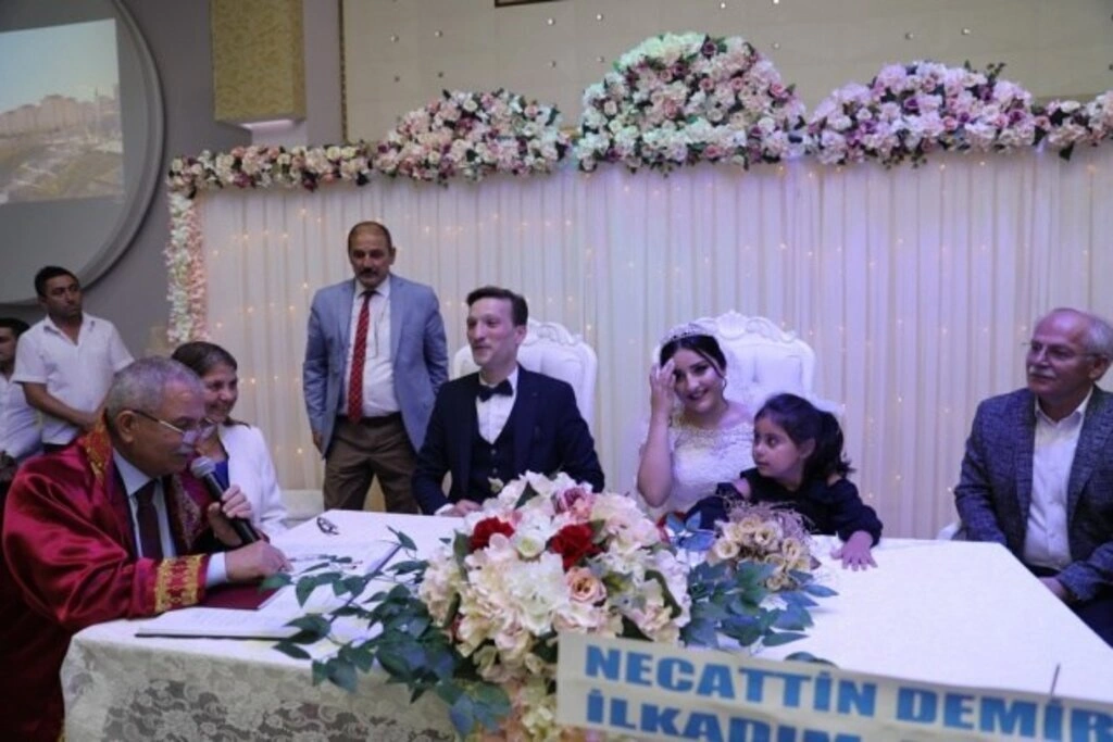Başkan Demirtaş'tan Hilal ve Rahmi'ye sürpriz - Resim 8