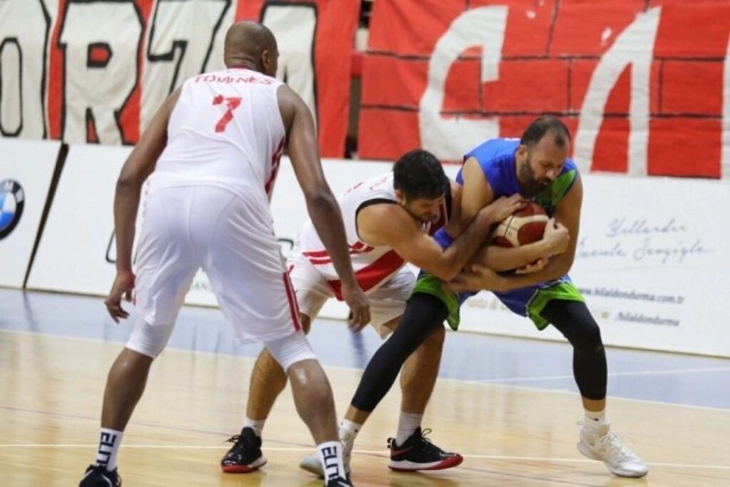 Samsunspor Basketbol ilk maçında sahadan mağlup aydıldı - Resim 3